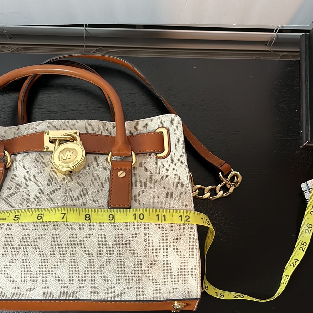 Michael Kors Hamilton Monogram With Matching Wallet - Picture 14 of 17
